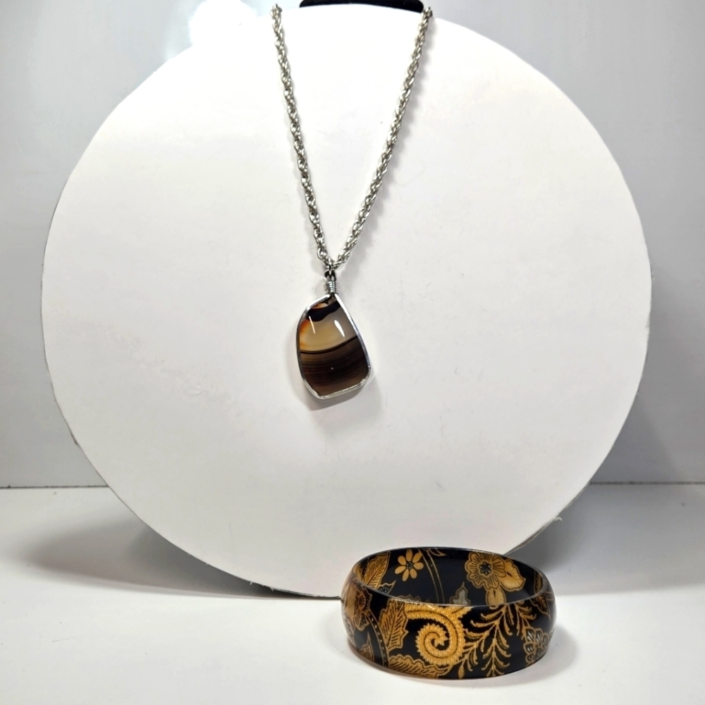 Natural Stone Agate Slice Silvertone Twisted Chain Lucite Brown Print Bangle
